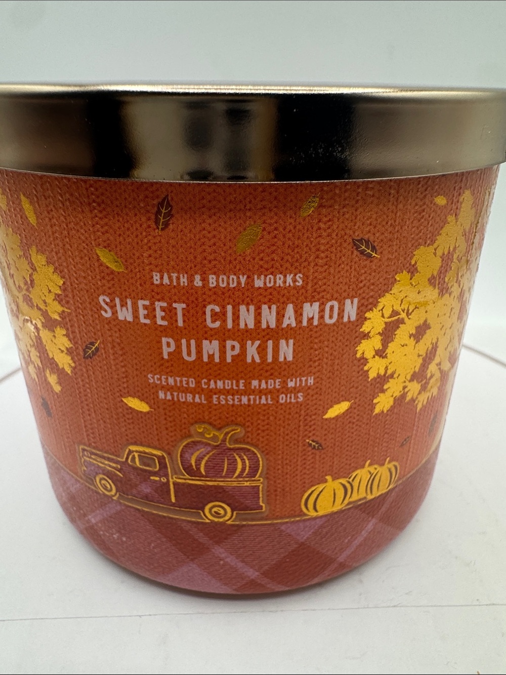 Bath & body Works, sweet cinnamon pumpkin candle 14.5 ounce three wick NEW